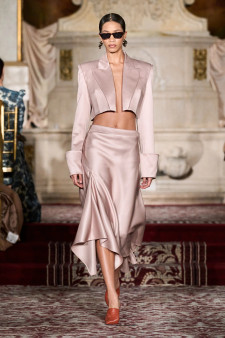 Christian Siriano Fall 2024 Look 1
