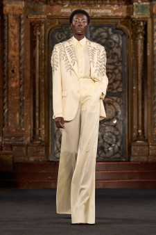 Naeem Khan Spring 2025 Ready To Wear Look 1