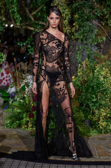 Christian Siriano Spring 2025 Ready To Wear Look 14