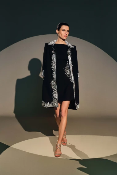 Naeem Khan Pre-Fall 2026 Look 27