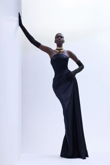Naeem Khan Fall 2026 Look 2