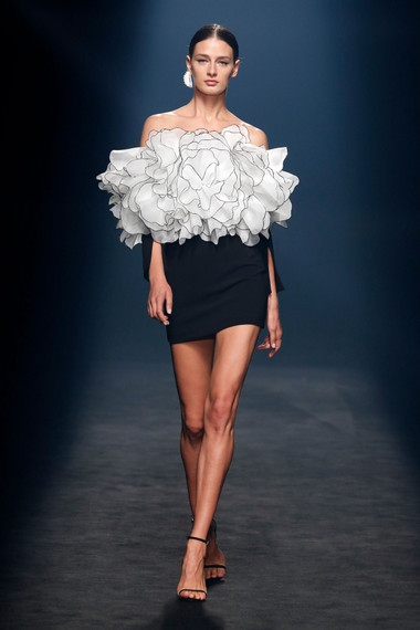 Isabel Sanchis Spring 2021 Ready To Wear Look 12