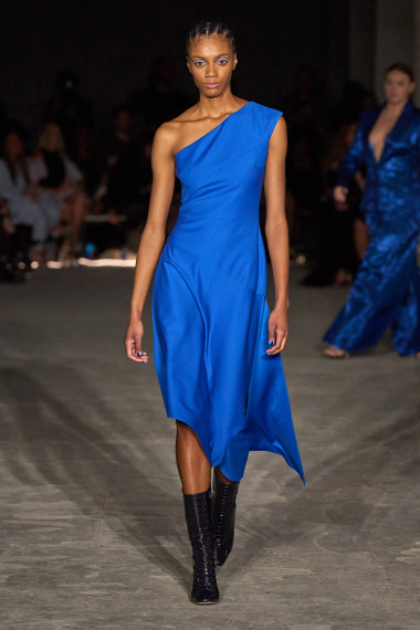 Christian Siriano Fall 2022 Look 30