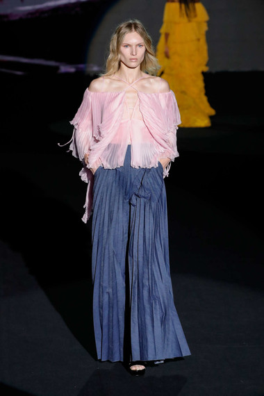 Yolan Cris Spring 2025 Ready To Wear Look 15