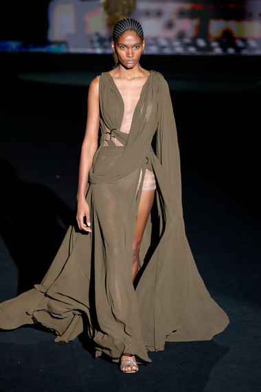 Yolan Cris Spring 2025 Ready To Wear Look 28