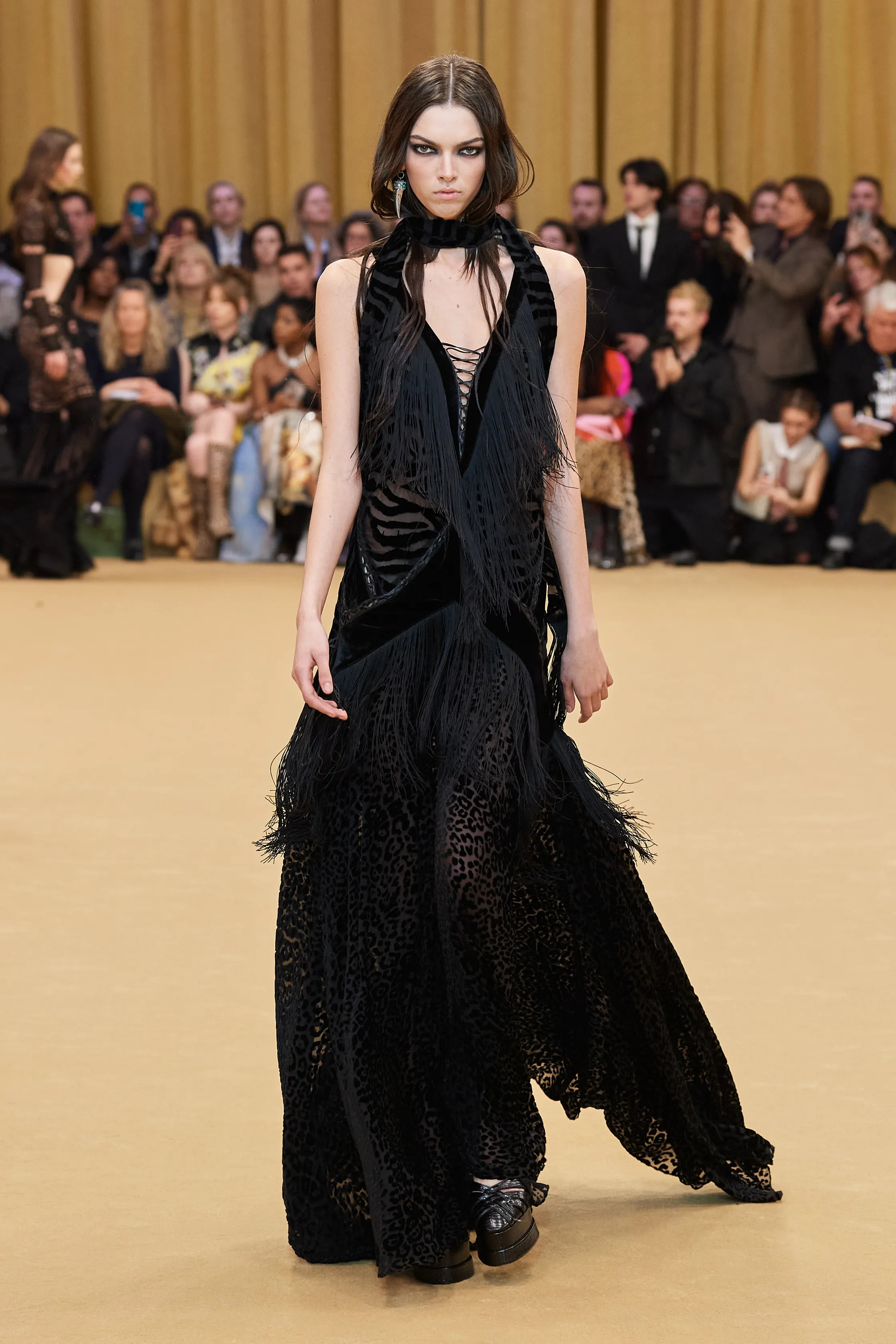 roberto cavalli 黒 レース 40 イタリア製 Roberto Cavalli Fall 2023 Ready To Wear Look 38 - Vivaldi Boutique