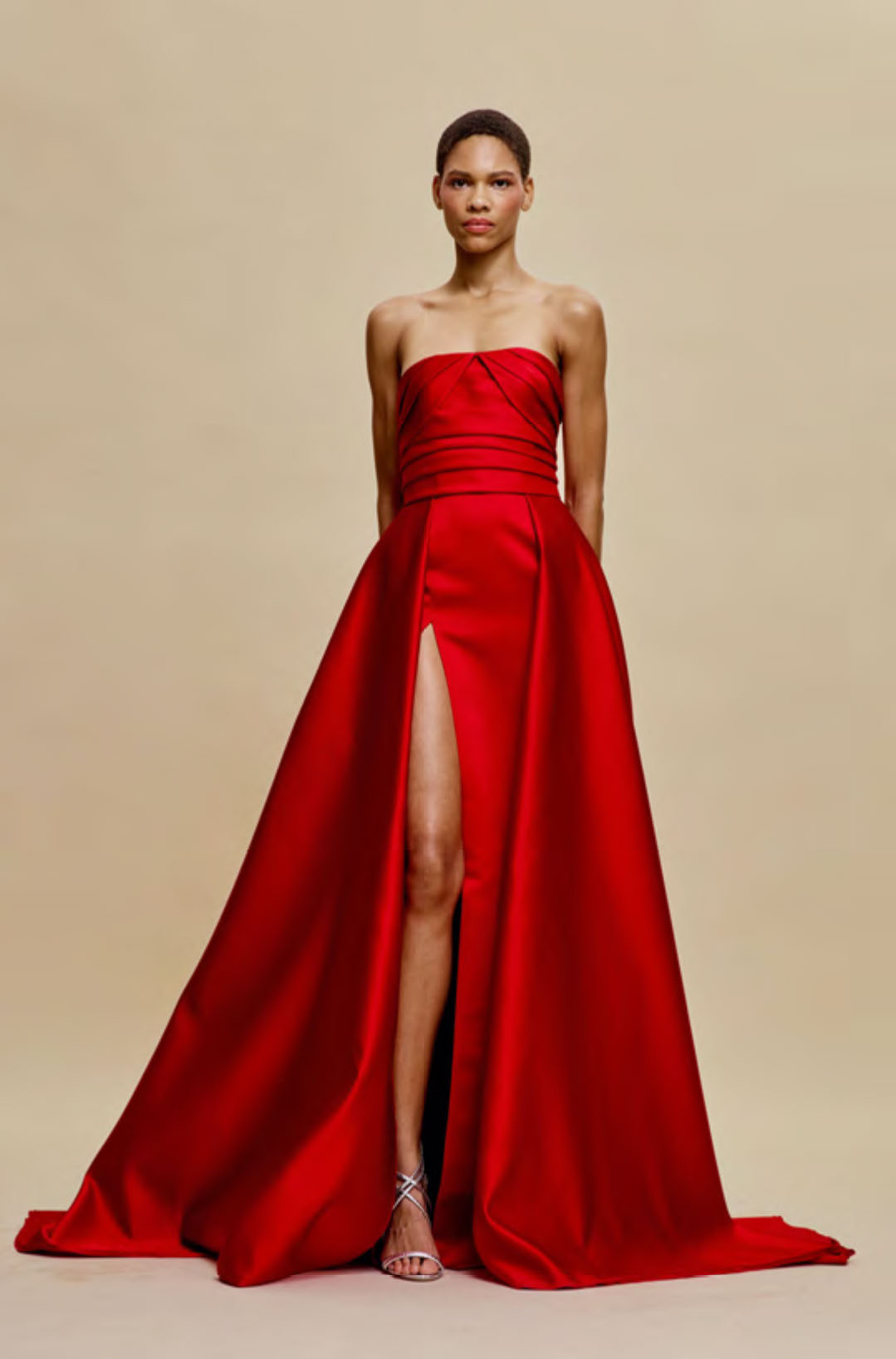 naeem khan resort dress Naeem Khan Resort 2025 Look 18