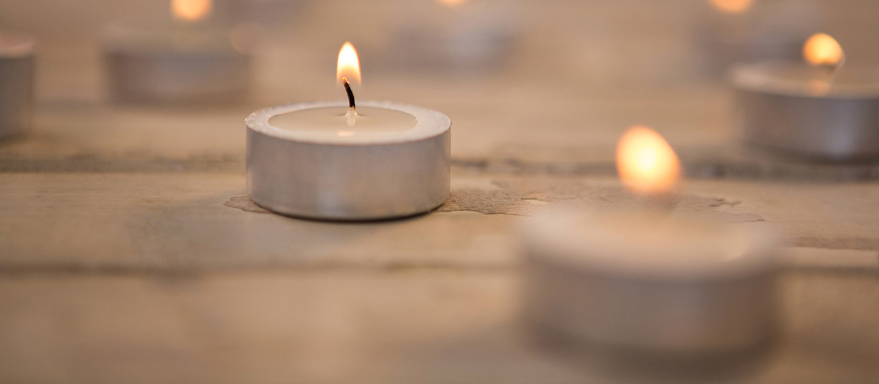 Wholesale Candles, Bulk Candles & Candle Accessories at