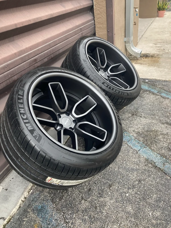 RED EYE WIDE BODY CUSTOM: FULL FORGED DEVIL'S 20X12.5 345/30 REARS PACKAGE