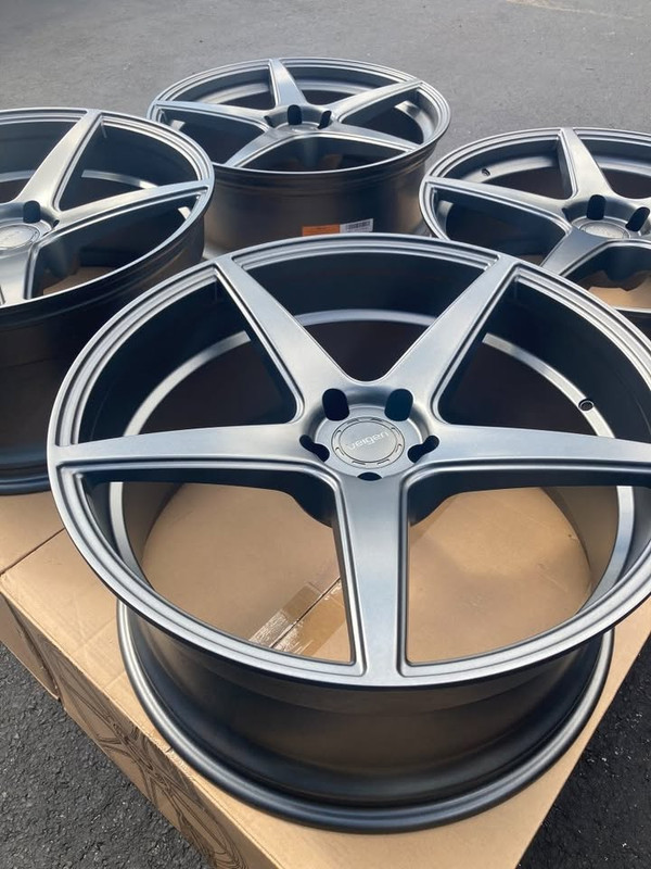 Set (4), VELGEN WHEELS CLASSIC 5 MATTE GUNMETAL 22X9, 22X10.5 