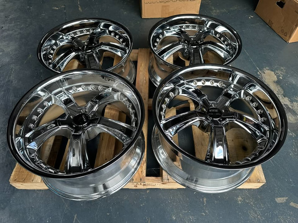 SET (4), AVARUS AV2 CHROME 20X8.5, 20X10.5 5X114.3/5X120 