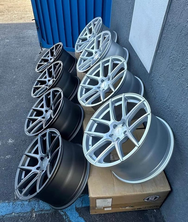 Set (4), VMB5 Silver Mustang Set 19x10.5/20x10.5  5x114.3 +45