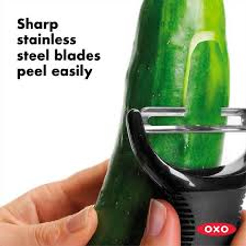 OXO Swivel Peeler in Black Made of Stainless Steel Anti Slip Handle