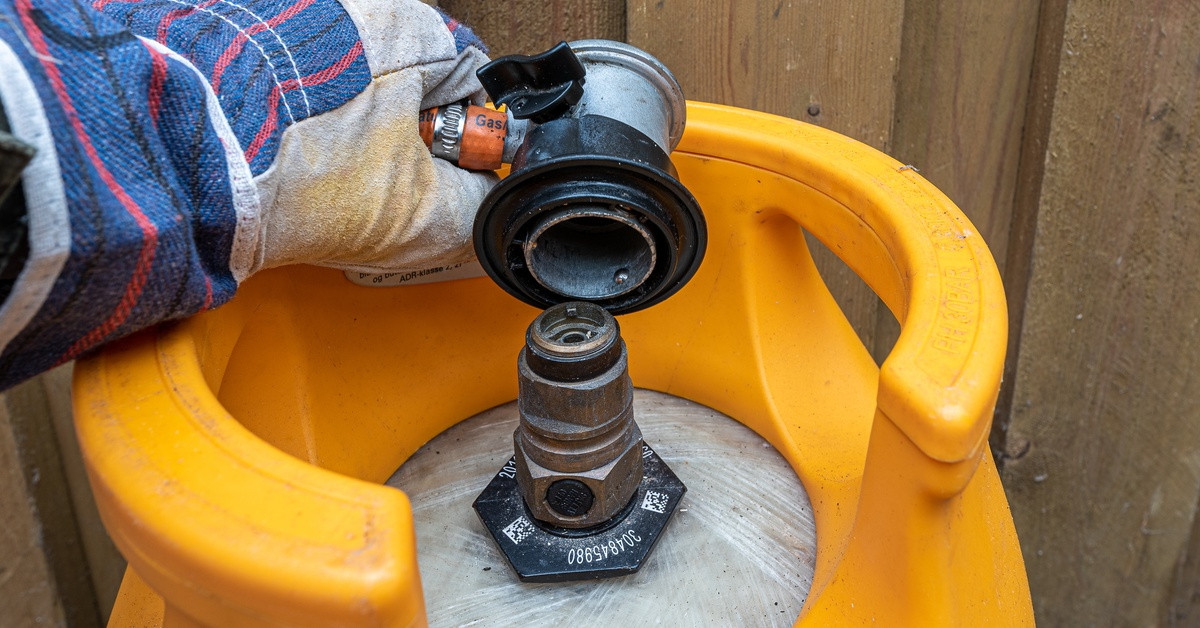 Maintenance Tips for Specialty Gas Regulators and Equipment thumbnail image