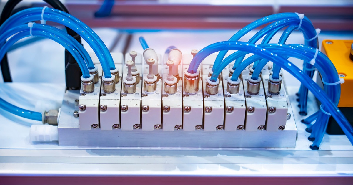 Diaphragm vs. Piston Regulators for Specialty Gases thumbnail image