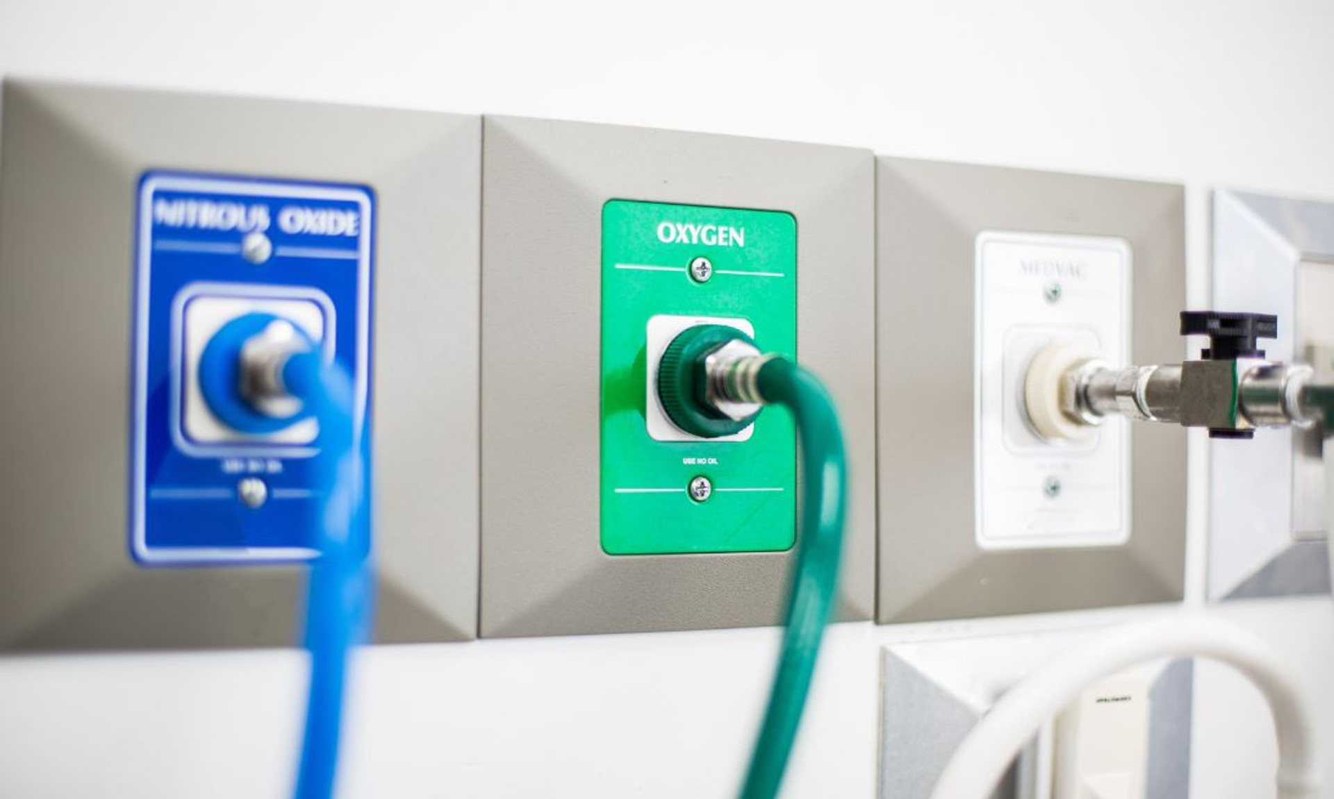 Choosing the Right Specialty Gas Supplier: Key Factors thumbnail image