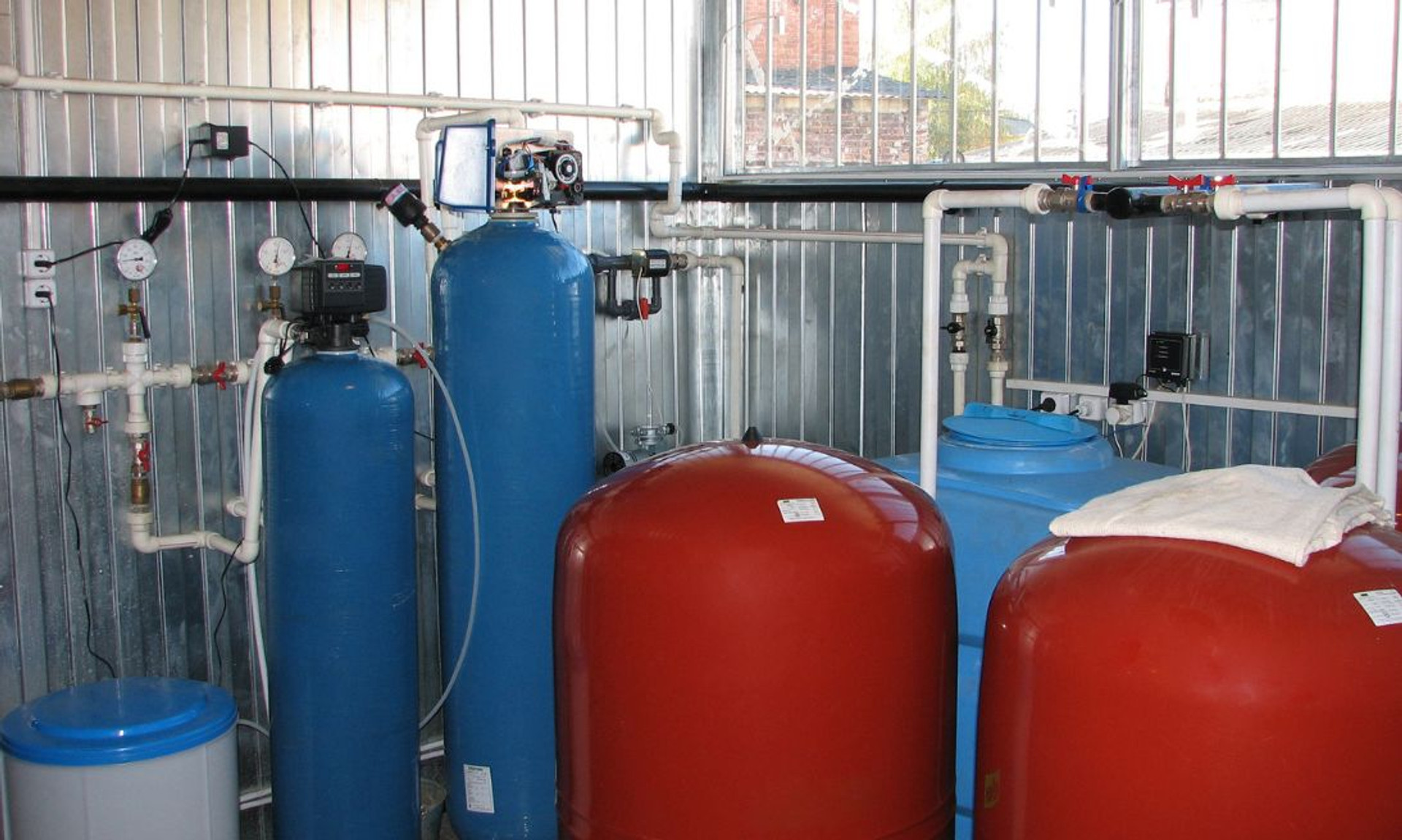 What Are Secondary Reference Gas Mixtures? thumbnail image