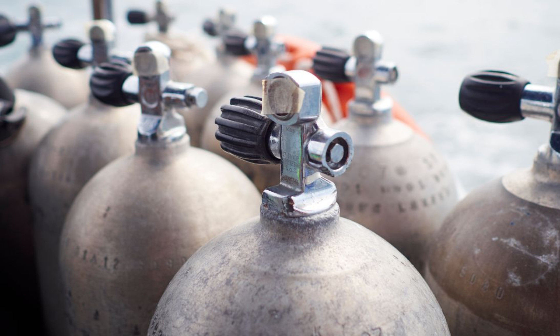 Reading Your Calibration Gas Cylinder Label: An Overview thumbnail image