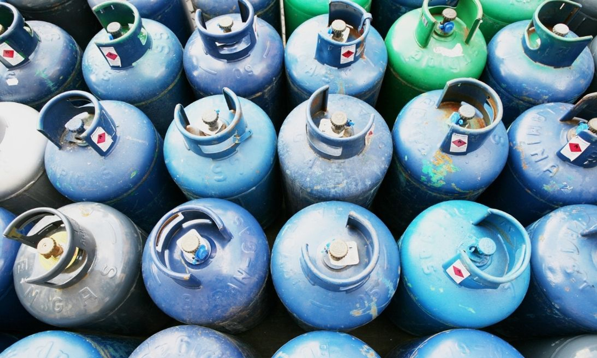What Is a Calibration Gas Cylinder? MESA Specialty Gases & Equipment