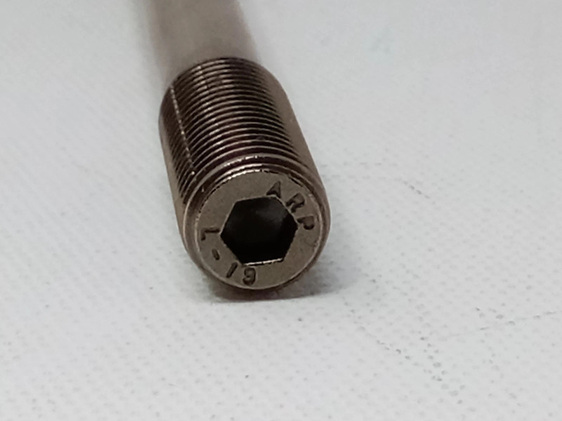 ARP Nissan VQ35 L19 Head Stud (reference ARP2000 202-4701) - ATP5.250-6LUB User 1