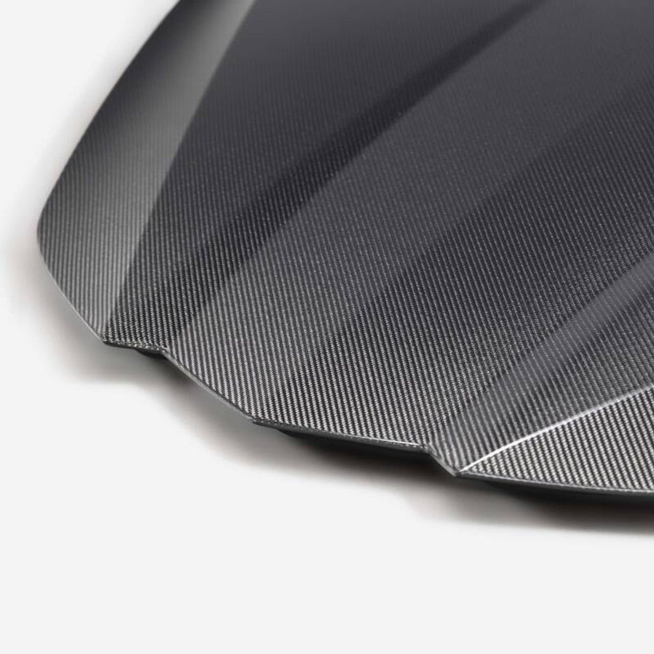 Anderson Composites 20-23 Chevrolet Corvette C8 Stingray Type-OE Hood - AC-HD20CHC8-OE User 1