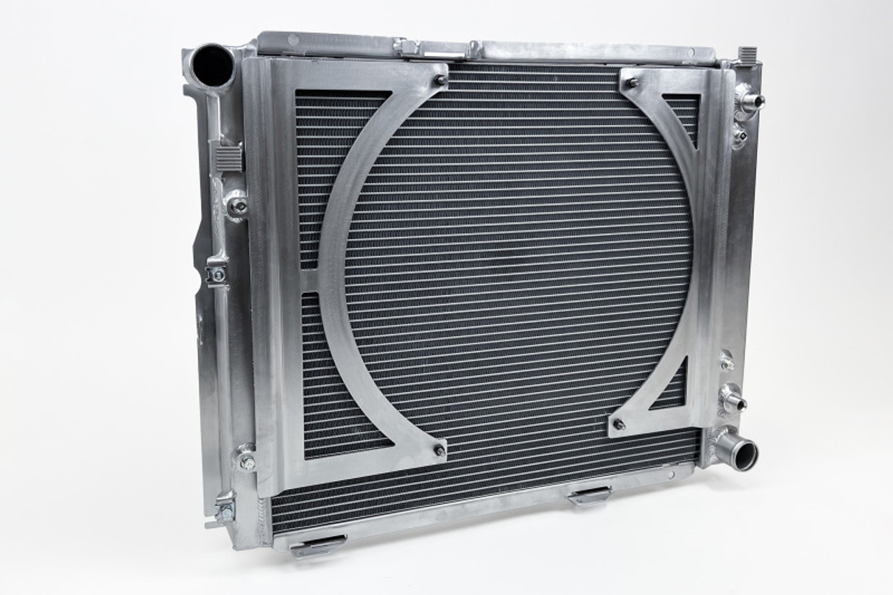 CSF 84-88 Mercedes-Benz W201 190E 2.3L - 16 w/ A/C High Performance Aluminum Radiator - 7220 Photo - Unmounted