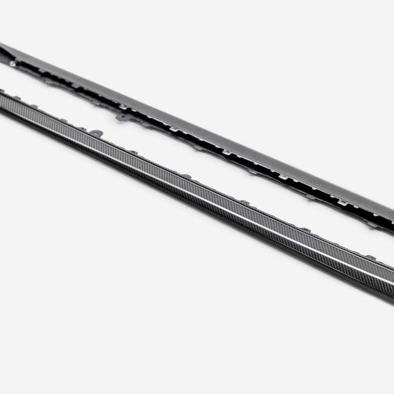 Seibon 2023+ Honda Civic Type R MB-Style Carbon Fiber Side Skirts - SS23HDCVR-MB User 1