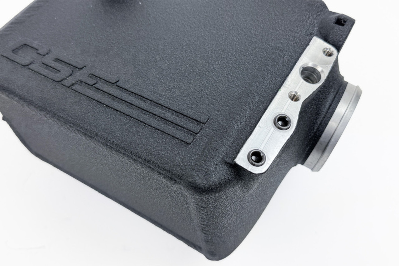 CSF 2014+ BMW X5M (F95) / X6M (F96) / XM (G09) Charge-Air-Cooler - 8315 Photo - Close Up