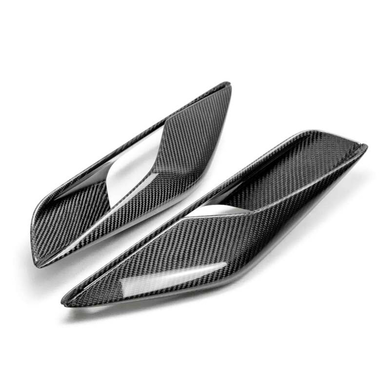 Anderson Composites 14+ Chevrolet Corvette C7 Z06 Quarter Panel Intake Vents - AC-RBI14CHC7-Z6 User 1