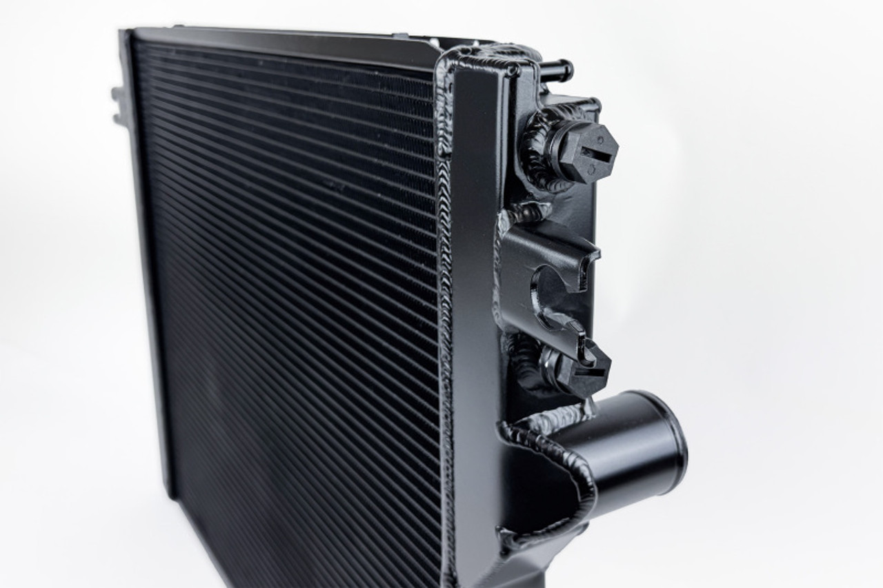 CSF BMW E28 M5 (US and Euro) / E24 M635CSi / E24 M6 High-Performance Radiator - 7232 Photo - Close Up