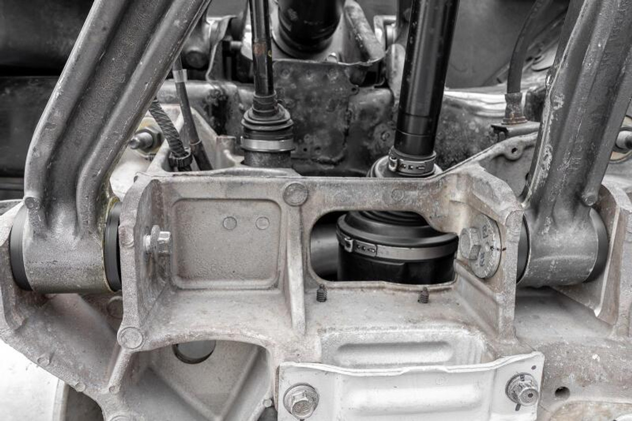 BMR 97-04 Chevrolet Corvette C5 / 05-13 C6 Rear Upper & Lower Control Arms Bearing Kit - Delrin - CBK552 User 1