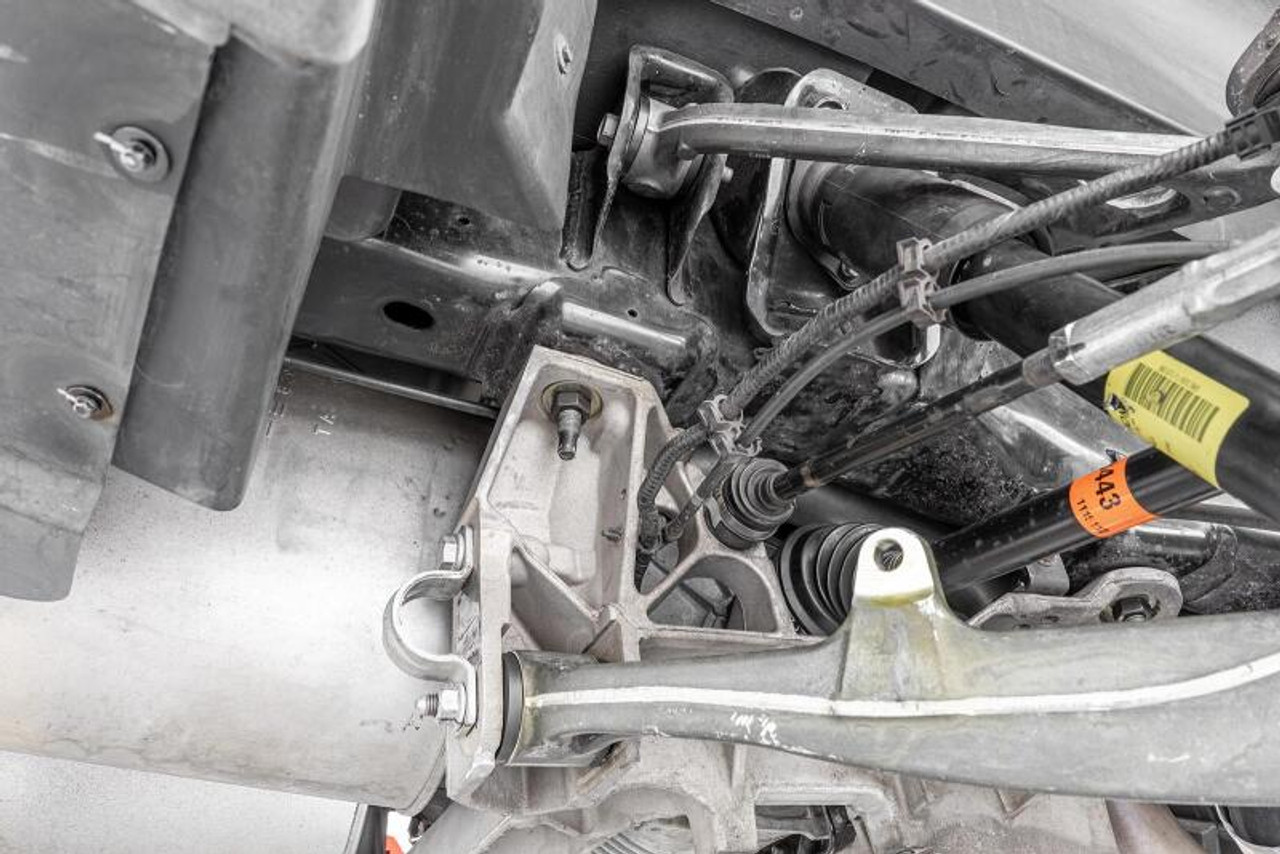 BMR 97-04 Chevrolet Corvette C5 / 05-13 C6 Rear Upper & Lower Control Arms Bearing Kit - Delrin - CBK552 User 1
