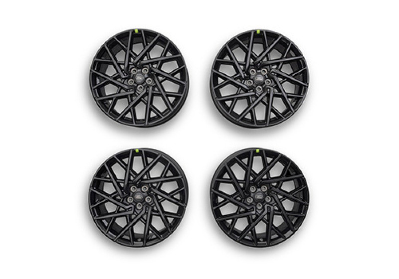 Ford Raving 22-24 Ford Maverick 20in Wheel Kit - Gloss Black (Set of 4) - M-1007K-M208GM User 1