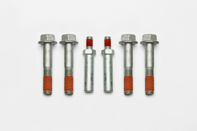 Wilwood bolt kit 1/2-13X2.75 LG hfcs silver epoxy 1193-S 4PK W/STEERING stop - 230-14198 Photo - Primary