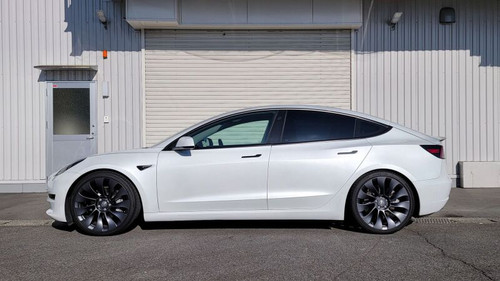 HKS 19-23 Tesla Model 3 RWD Hipermax S Full Kit - 80300-AA001 Photo - Close Up