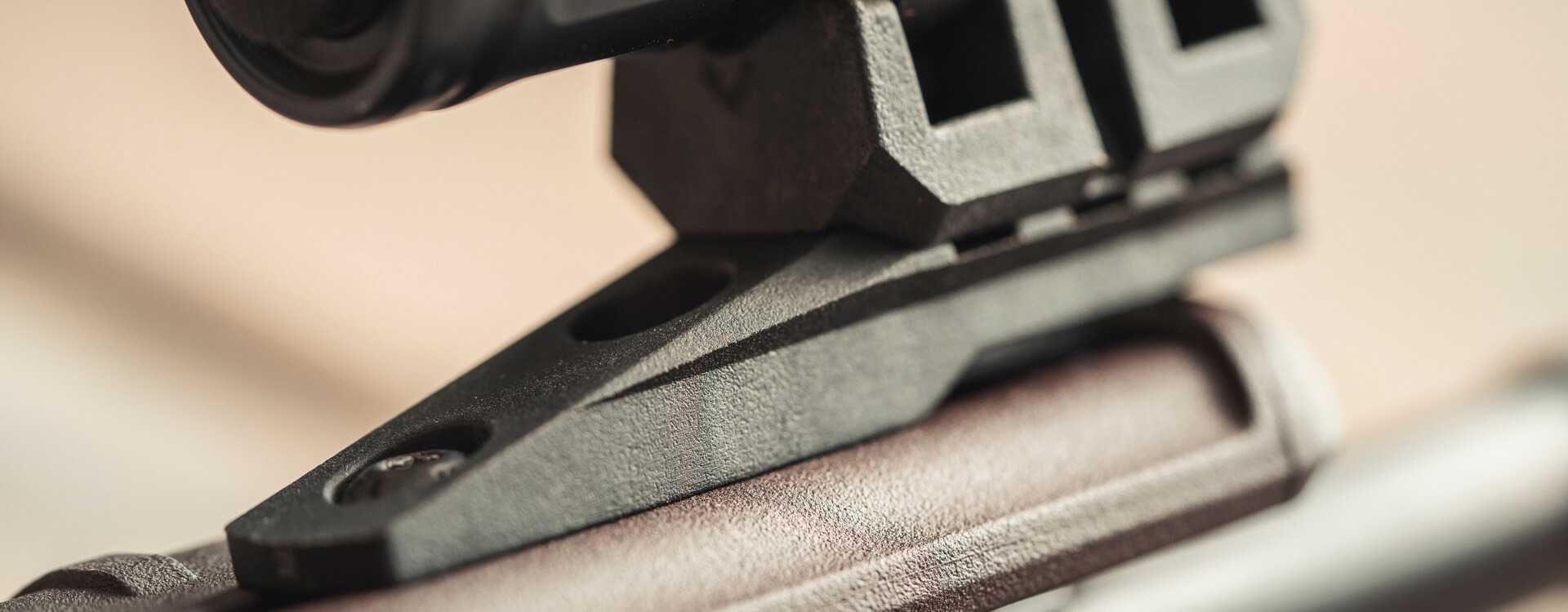 MAGPUL INDUSTRIES M-LOK® CANTILEVER RAIL/LIGHT MOUNT, POLYMER