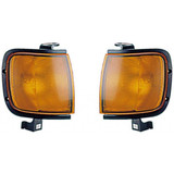 For 1998-1999 Honda Passport Turn Signal/Side Marker Light w/ Bulbs Included Park/Signal Combination (CLX-M0-18-5326-00-PARENT1)