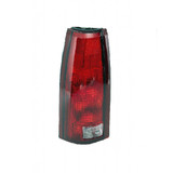 For 1999-2000 Cadillac Escalade Taillight Replacement Pair GM2811175 (CLX-M1-331-1940PCAS3C)