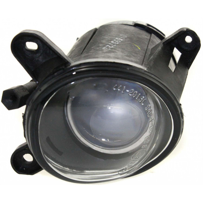 CarLights360: For Volkswagen Passat Fog Light Assembly 2001 02 03 04 2005 Driver Side For VW2592108 (CLX-M0-19-0124-00-CL360A1)
