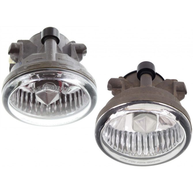 For Scion xA Fog Light 2004 2005 Driver and Passenger Side Pair / Set | TO2592119 + TO2593119 | 8122152070 + 8121152070 (PLX-M0-USA-T107534-CL360A74)