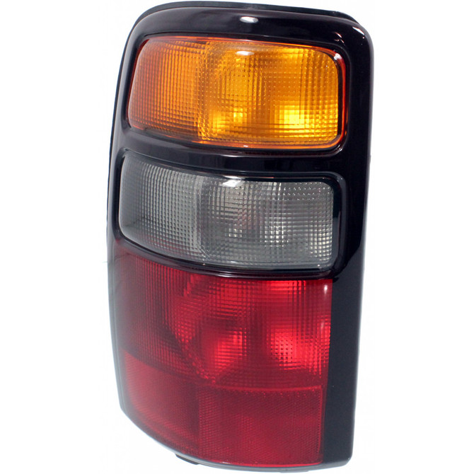 KarParts360: For 2004 2005 2006 Chevy Suburban 2500 Tail Light Assembly (CLX-M0-GM314-U100L-CL360A2-PARENT1)