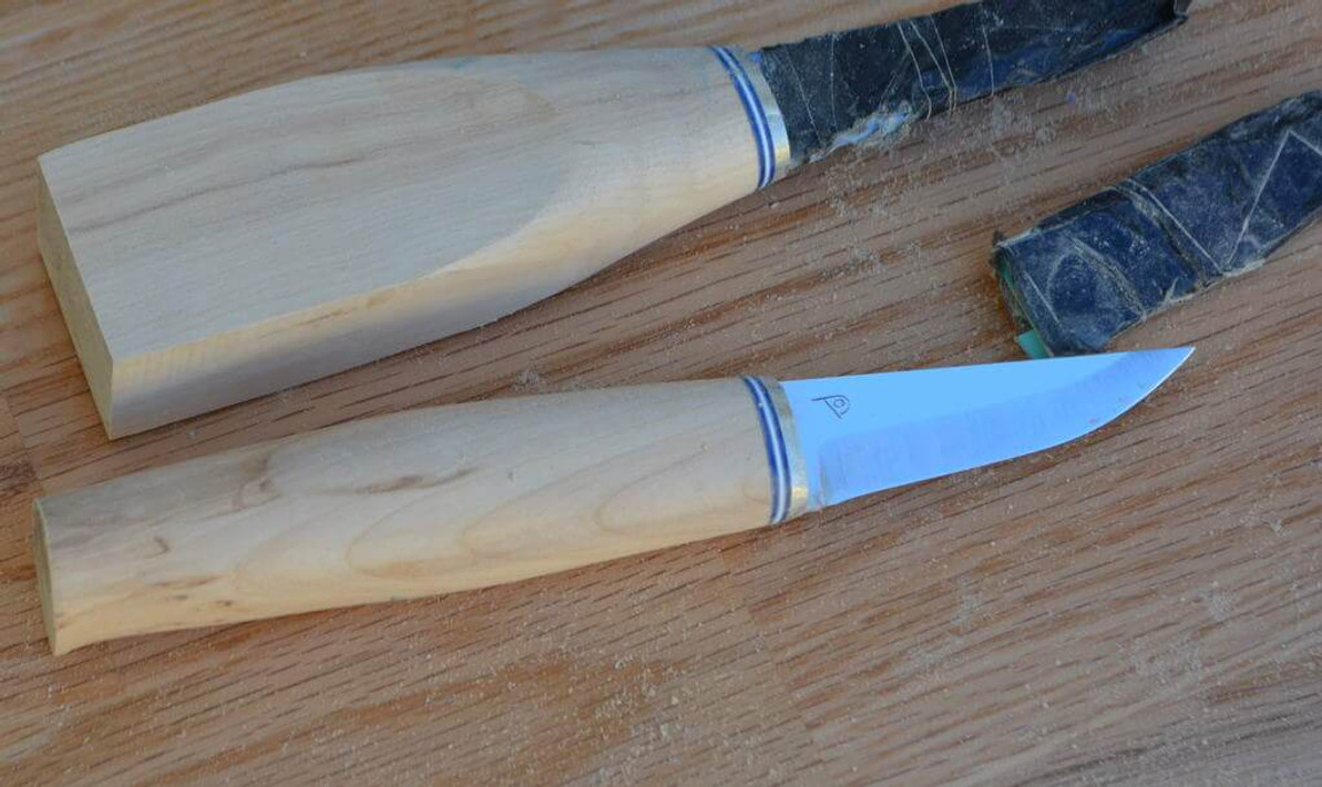 Making the Polar Whittler knife making kit with Silver Birch handle