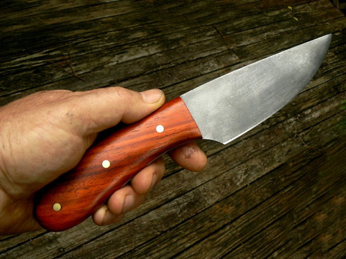  Example of a knife made with Padouk handle, by Frankallen on Knifenetwork.com