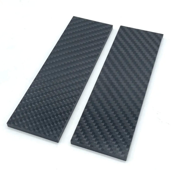 Set of 2 3K Twill Woven Carbon Fiber Handle Scales, 120 x 40 x 8 mm, lightweight and strong knife handle material Set of 2 3K Twill Woven Carbon Fiber Handle Scales, 120 x 40 x 8 mm, lightweight and strong knife handle material