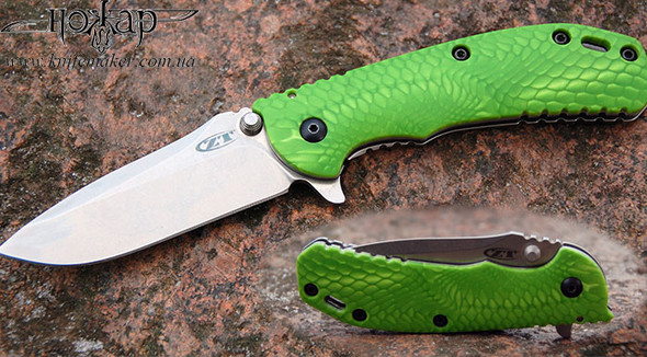 Knife handle example using Juma Green Mamba material