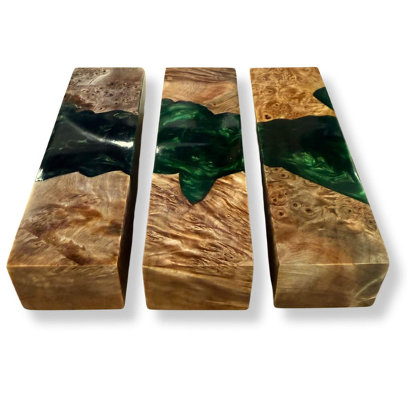 Hybrid stabilised burl resin block in forest green, angled view