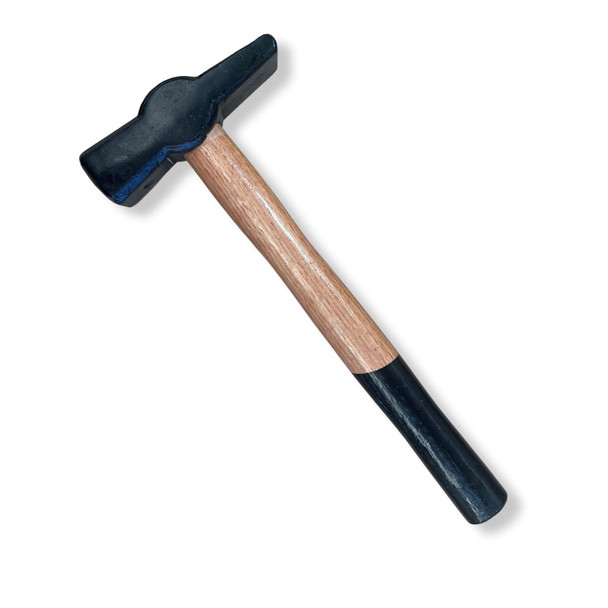 Swedish style blacksmith pointed cross peen hammer 1.5 kg 3.3 lb full view with wooden handle