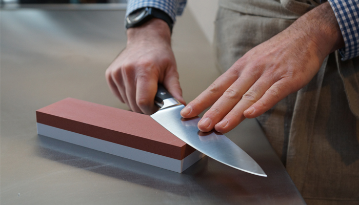 https://cdn11.bigcommerce.com/s-v52r0f6z/product_images/uploaded_images/knife-sharpening.jpg