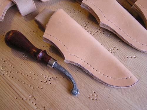 How to Make a Leather Knife Sheath: Step-by-step Guide.