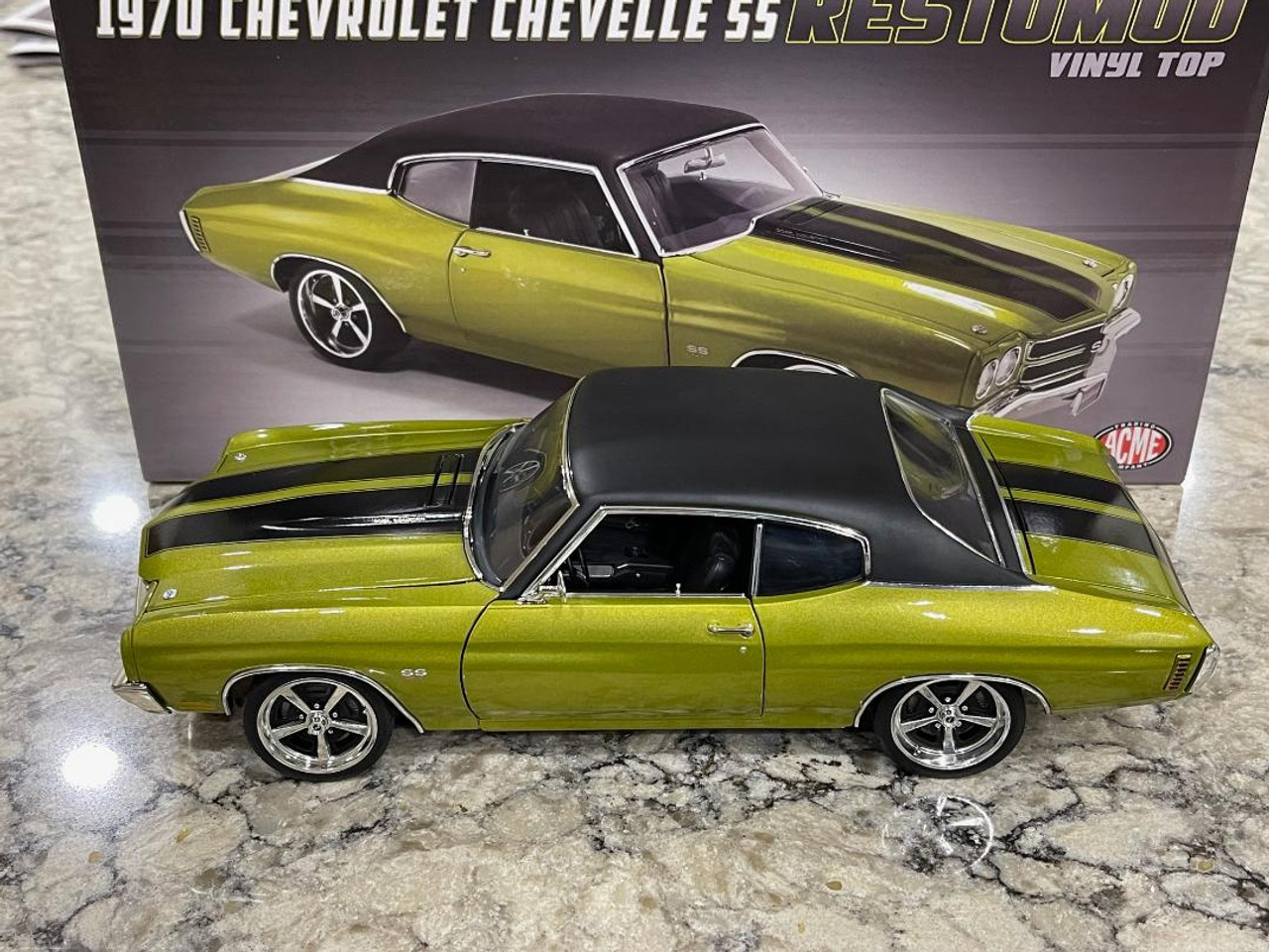 ACME 1/18 1970 シボレー シェベル SS コンバーチブル YELLOW